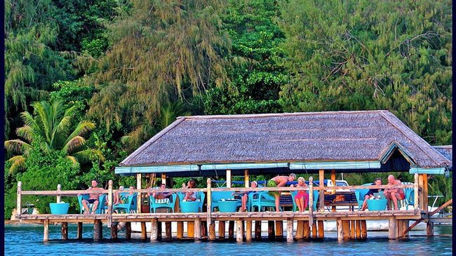 Walea Dive And Spa Resort Liang Restaurante foto
